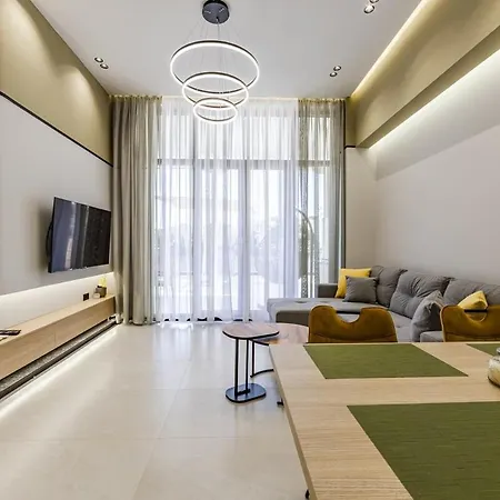 Emily Jacuzzi Veranda By Ps Apartment *