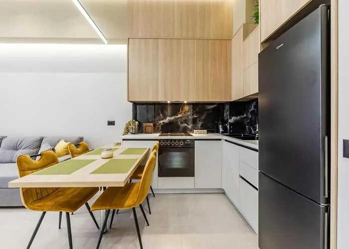 Emily Jacuzzi Veranda By Ps