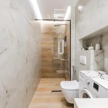 Emily Jacuzzi Veranda By Ps Durrës